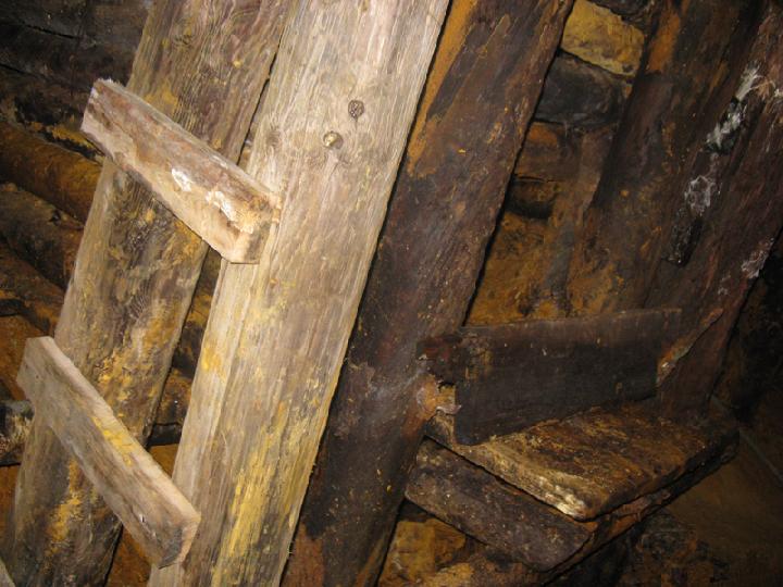 Mine 004.JPG